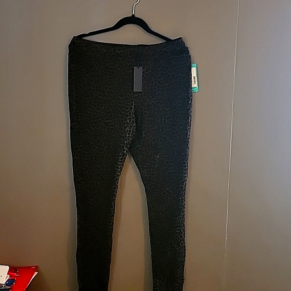 Blank NYC pocket legging